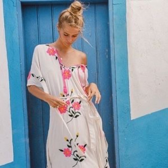 Spell Sayulita Embroidered Kaftan - Picture 7 of 9